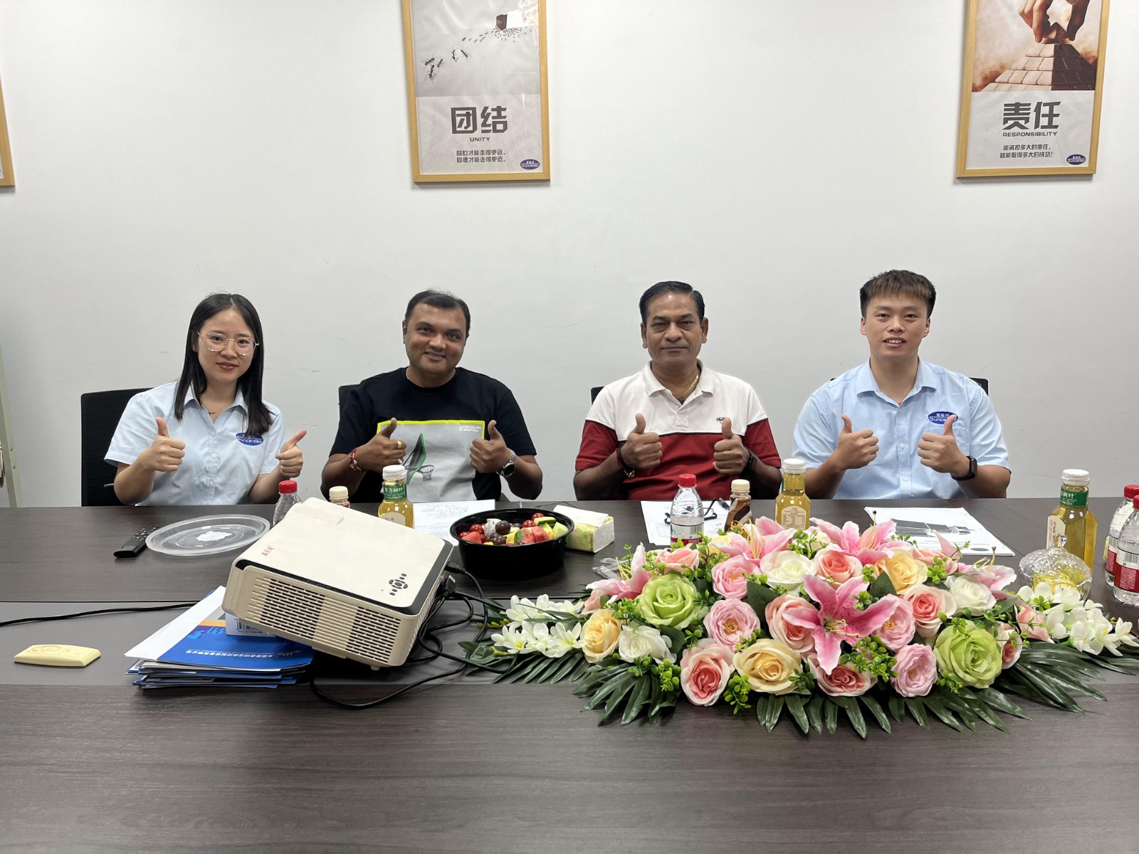 news-Suncenter-Suncenter Welcomes Indian Clients to Explore Hydraulic Test Benches-img