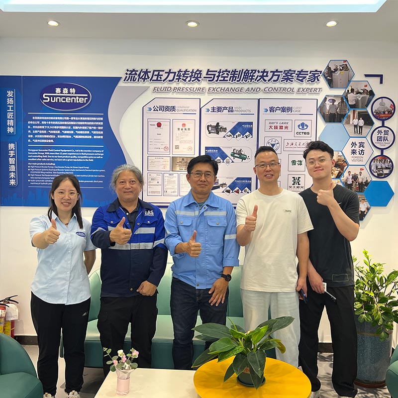 Suncenter présente ses solutions avancées de remplissage de N2O à une délégation thaïlandaise de gaz industriel en visite