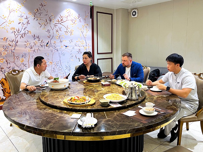 news-Suncenter Welcomes Kazakh Partners for Advanced Gas Filling Solutions-Suncenter-img-1