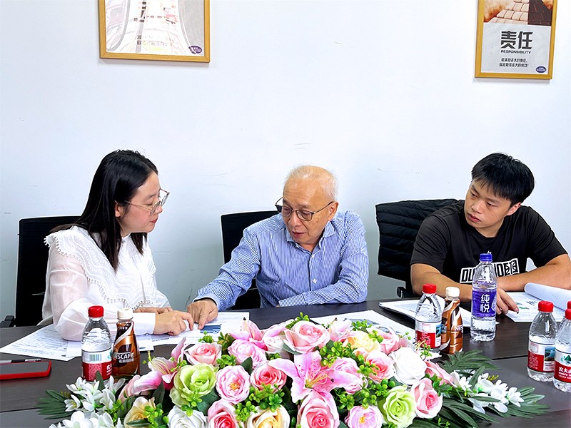 news-Malaysian Clients Visit Suncenter, Praise Electric Hydraulic Tube Expander-Suncenter-img