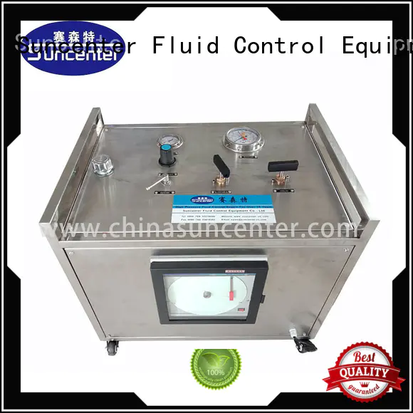 Hydrostatic pressure test pump with round chart recorder